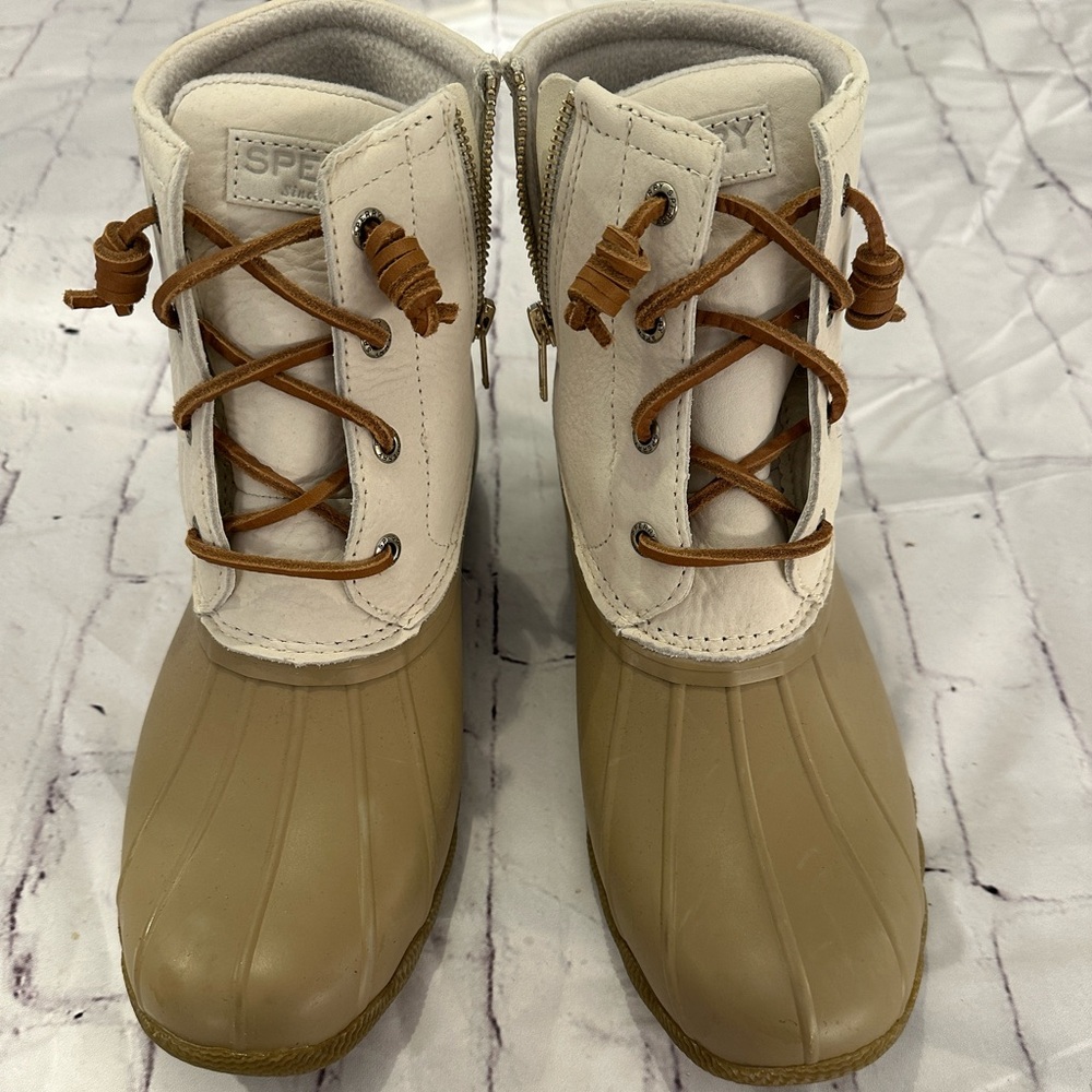 Women’s Sperry Booties